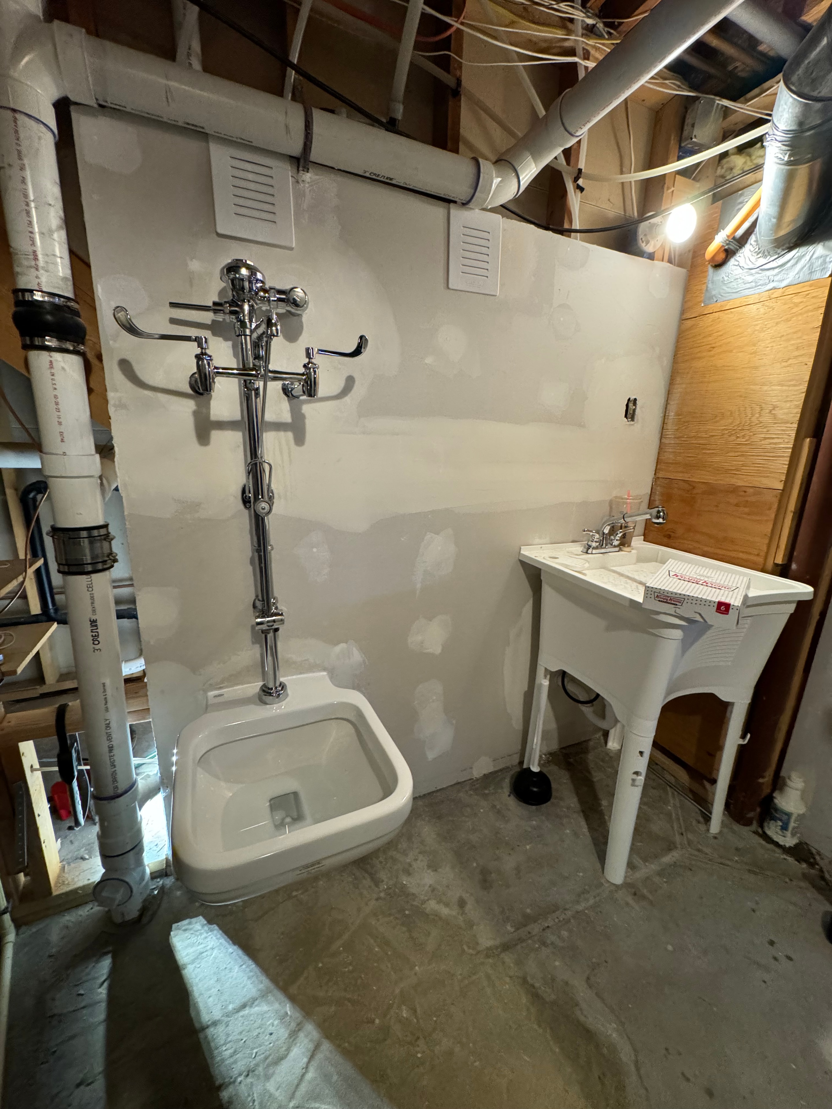 Bathroom rough-in plumbing by Franklee Plumbing LLC